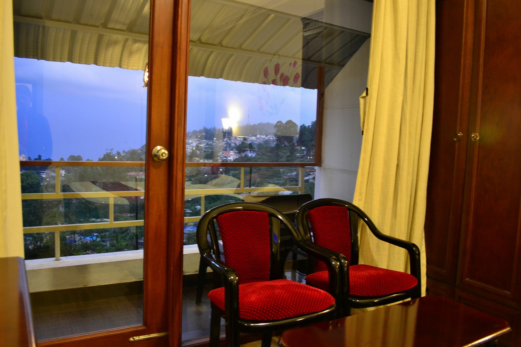 Kodai Sunshine Resort Кодайканал Екстер'єр фото