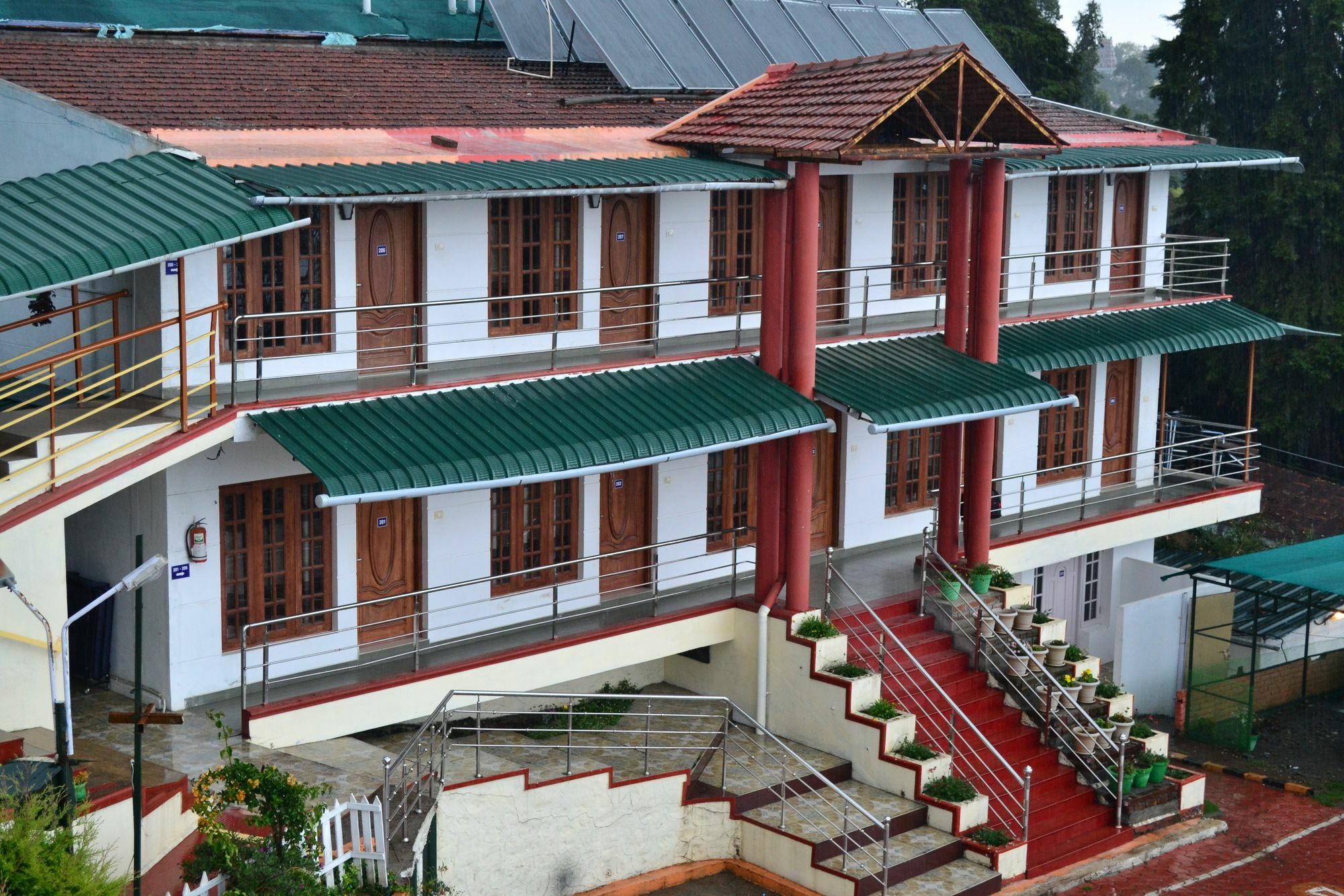 Kodai Sunshine Resort Кодайканал Екстер'єр фото